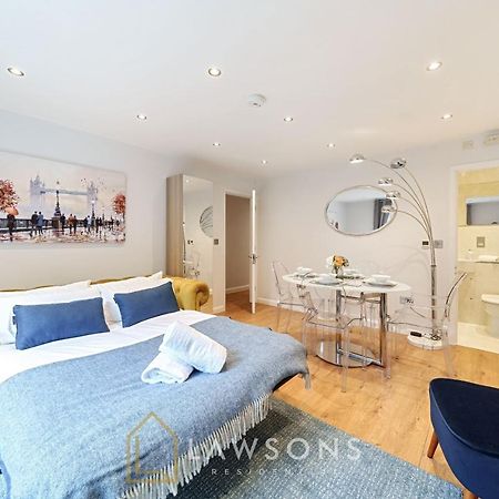 Stylish Living By Lawsons - 3 En Suites Windsor Zewnętrze zdjęcie