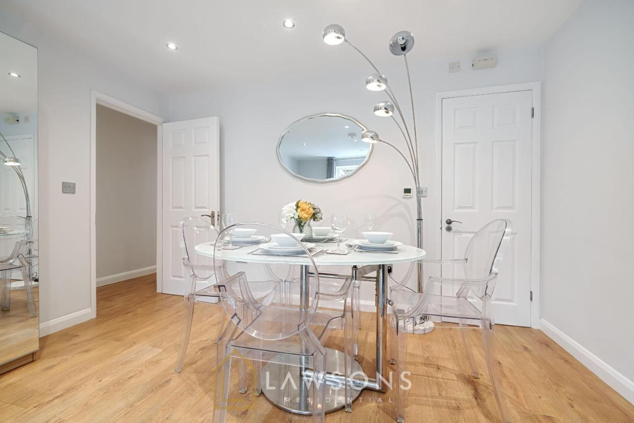 Stylish Living By Lawsons - 3 En Suites Windsor Zewnętrze zdjęcie
