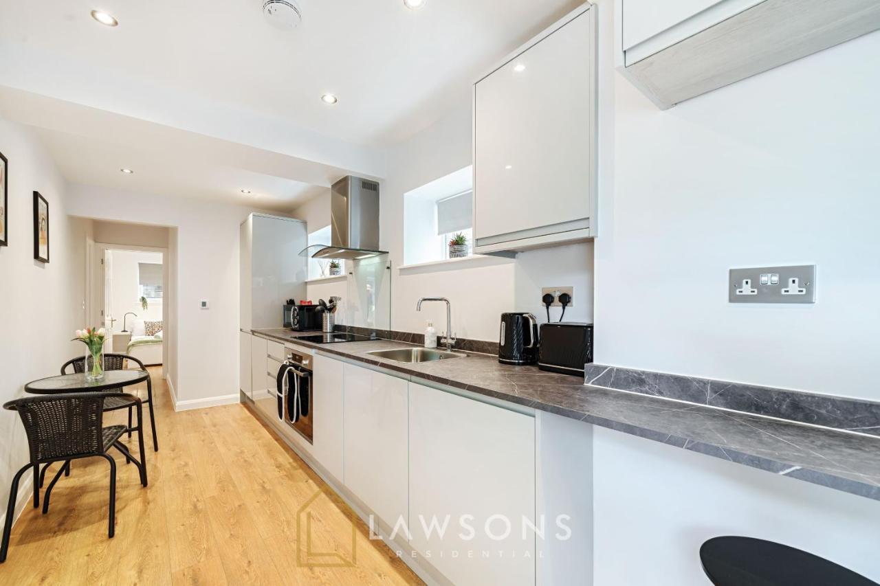 Stylish Living By Lawsons - 3 En Suites Windsor Zewnętrze zdjęcie